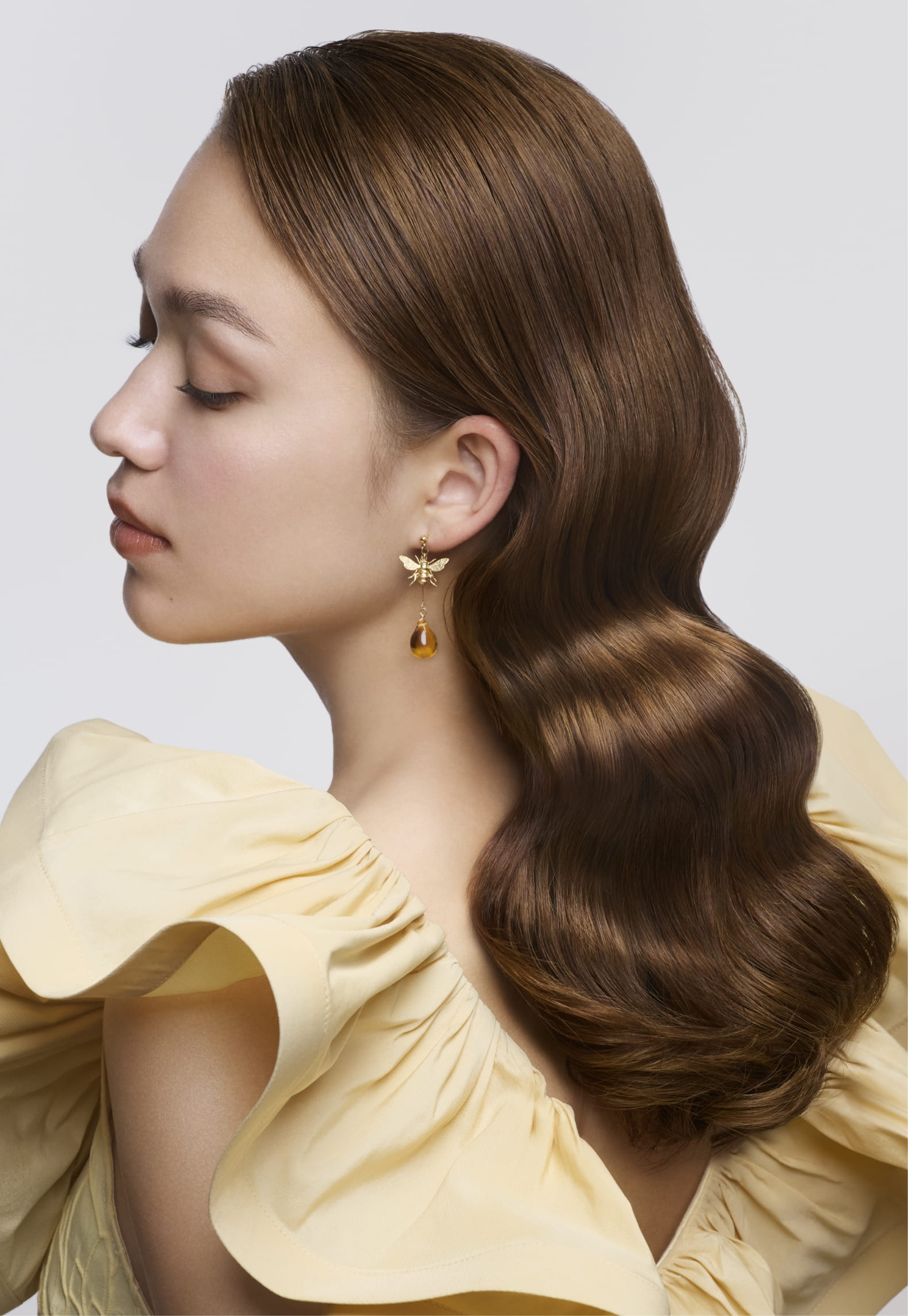 たっぷりのうるおい＋もちもちの弾力。ハチミツ成分※がダメージを包み込む、“ご褒美濃蜜ホイップ泡”処方