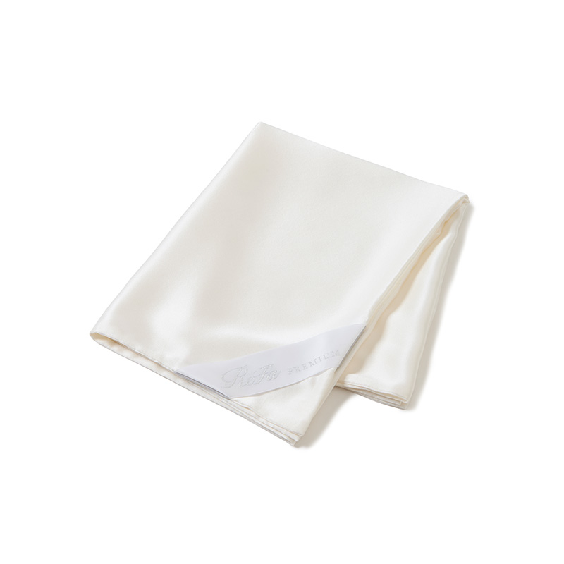 リファ ピローカバーシルク プレミアム ホワイト